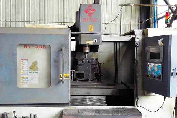 Vertical Machining Center